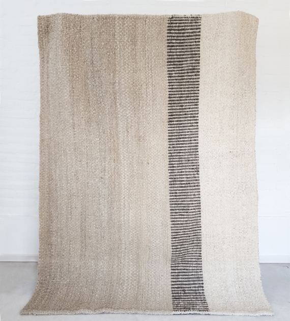 alfombra-escalerita-1-suncho-natural-gris