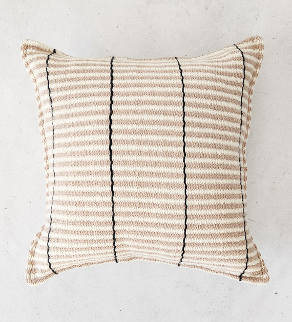 fati-cushion-