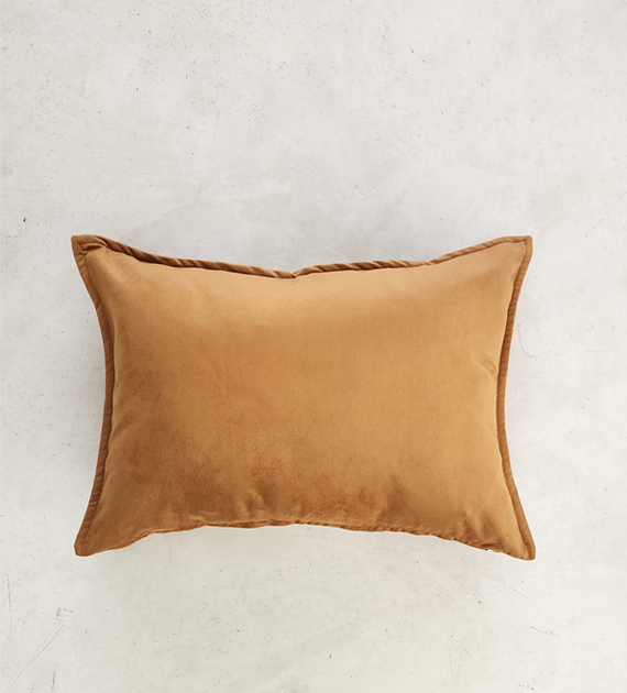pana-rectangular-cushion-suela