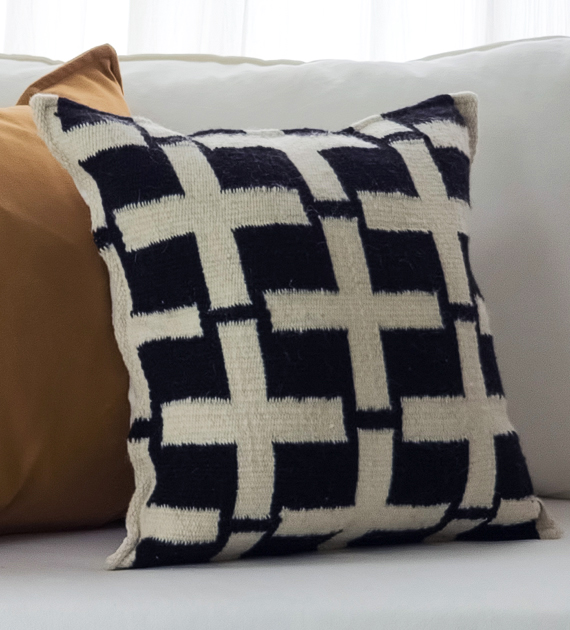 cafayate-cushion-negro