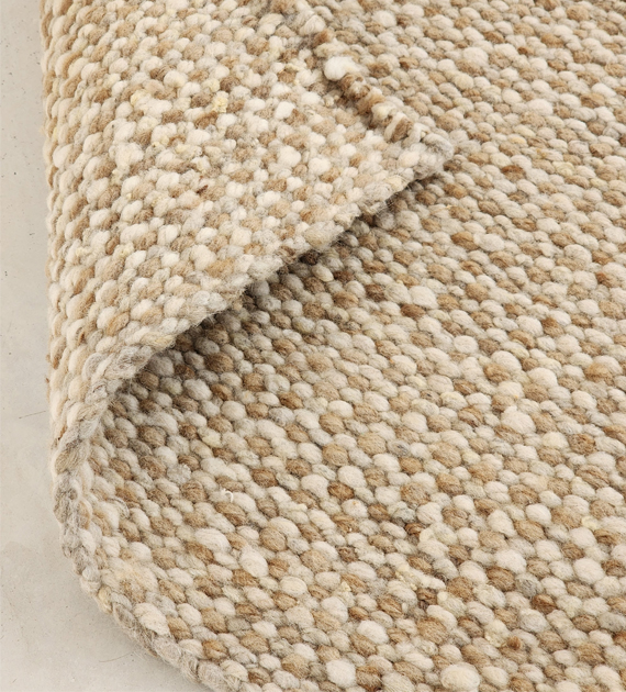 alfombra-puntitos-natural-vison-suncho